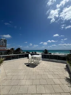 $1,590,000 | 5875 Collins Avenue, Unit 201, Miami Beach, FL 33140