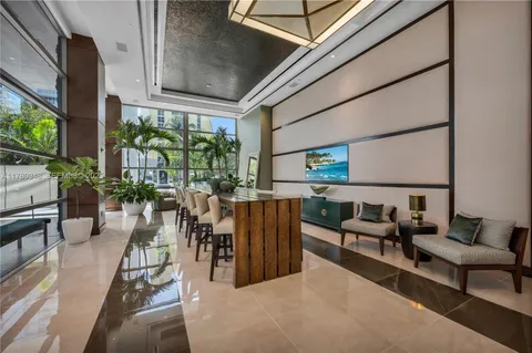 $1,590,000 | 5875 Collins Avenue, Unit 201, Miami Beach, FL 33140