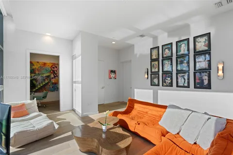 $1,590,000 | 5875 Collins Avenue, Unit 201, Miami Beach, FL 33140