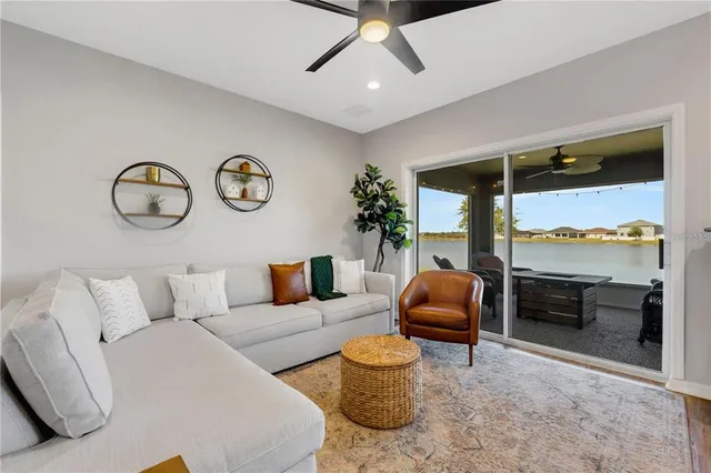 $3,500 | 3941 White Ibis Road, Lakeland, FL 33811