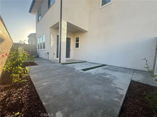 $4,800 | 301 Shoveler, Irvine, CA 92618