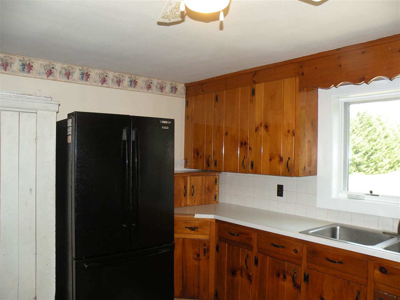 216 Lancaster Road Northumberland, NH 03582 - Photo 4 of 37