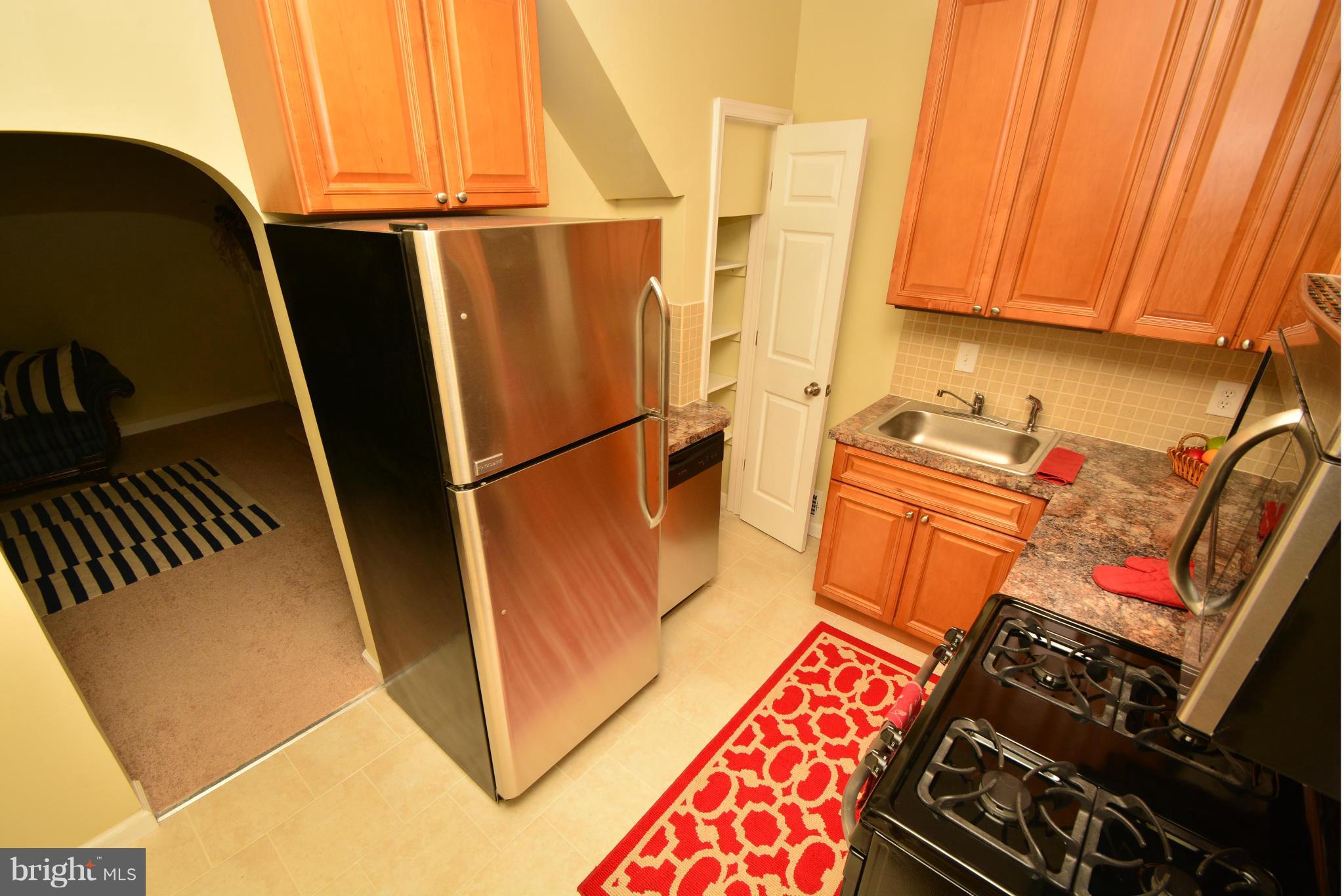 7839 Highpoint Road Parkville, MD 21234 - Photo 3 of 30 Kitchen