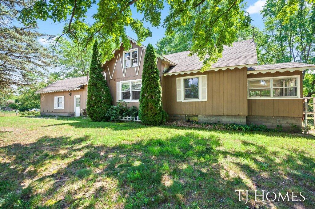 1675 West Tyler Road Muskegon, MI 49445 - Photo 1 of 28 001-1675 Tyler-1_m