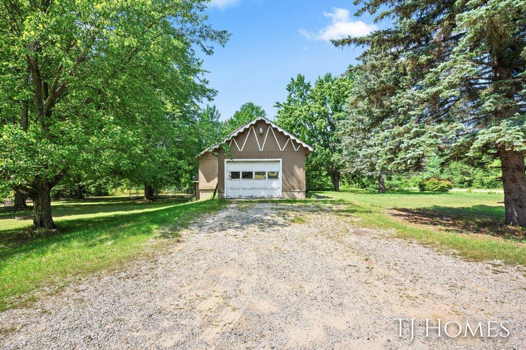 1675 West Tyler Road Muskegon, MI 49445 - Photo 24 of 28 004-1675 Tyler-4_m