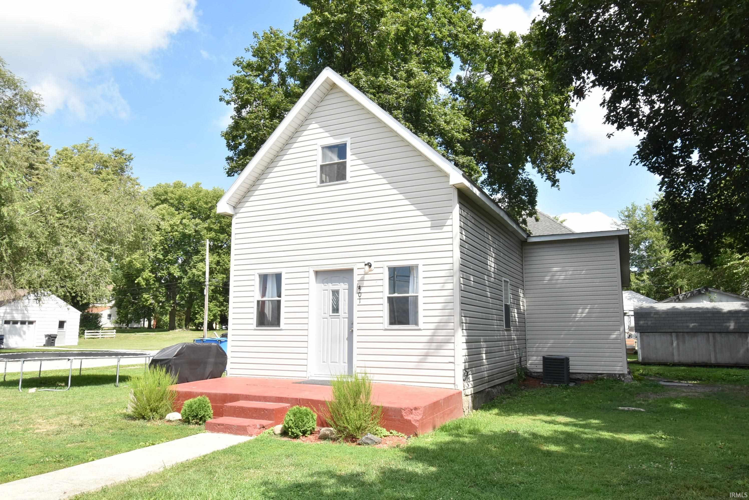 401 East 7th Street Fowler, IN 47944 - Photo 1 of 28