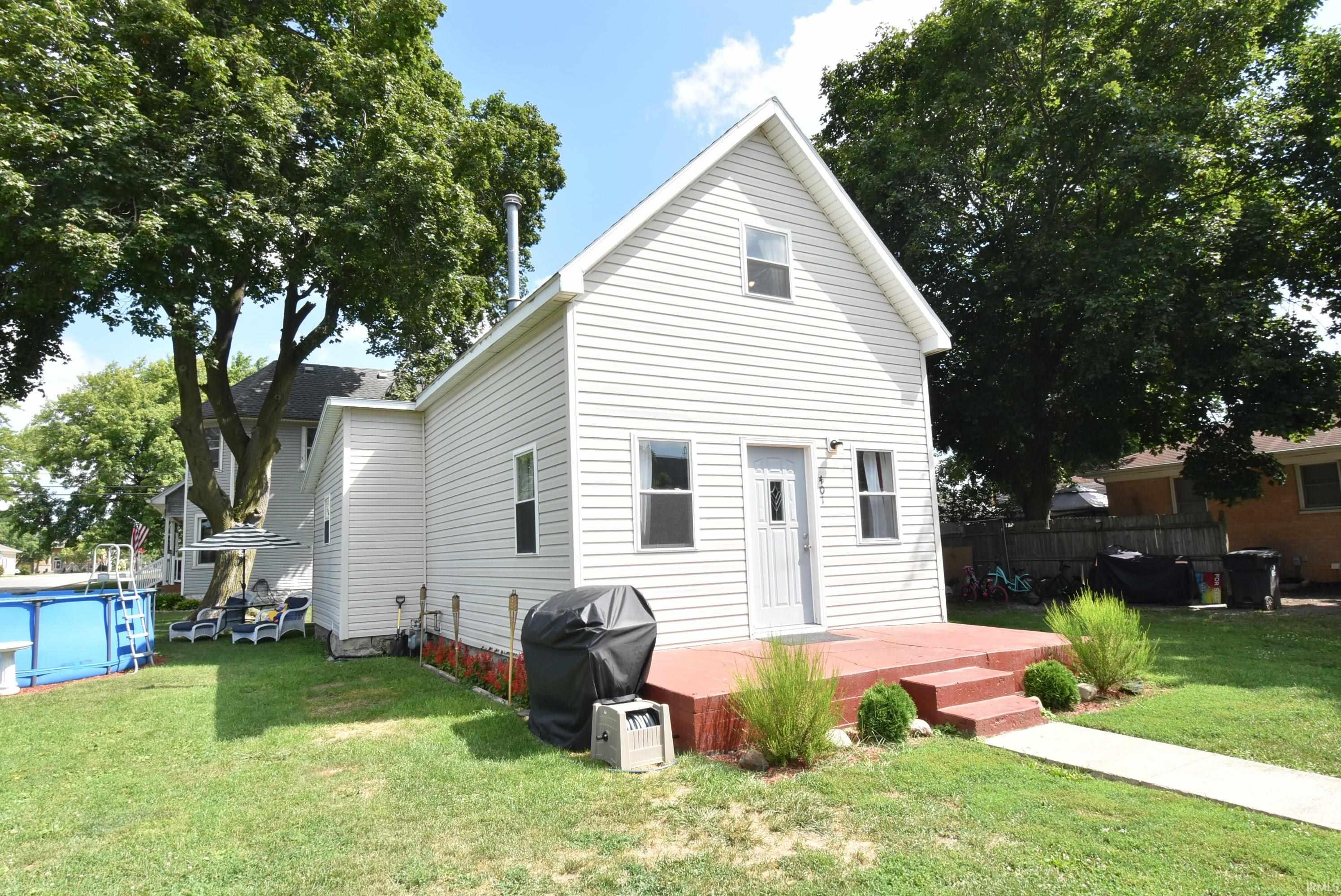 401 East 7th Street Fowler, IN 47944 - Photo 2 of 28