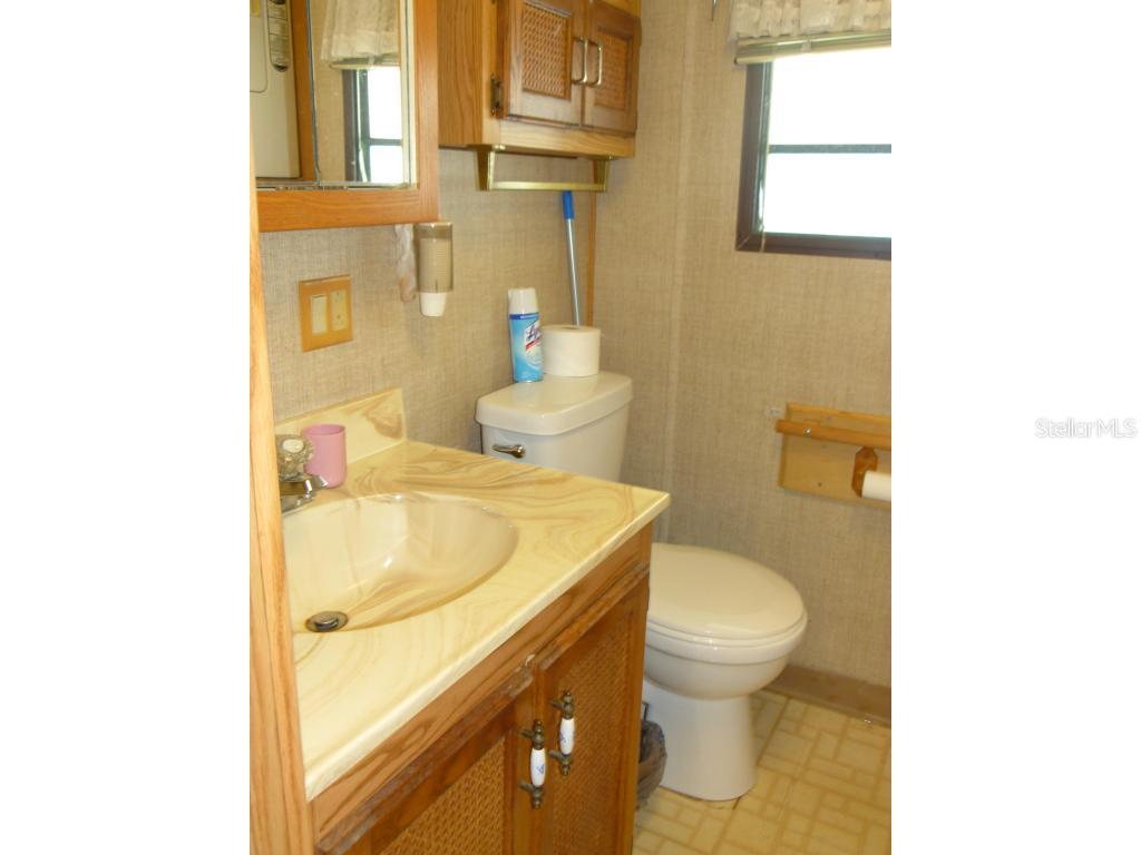 1213 Linda Road, Unit 48 Okeechobee, FL 34974 - Photo 16 of 24 Bathroom