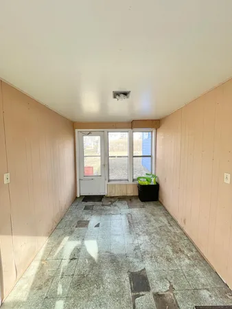 $89,500 | 404 6th Avenue West, Lamberton, MN 56152