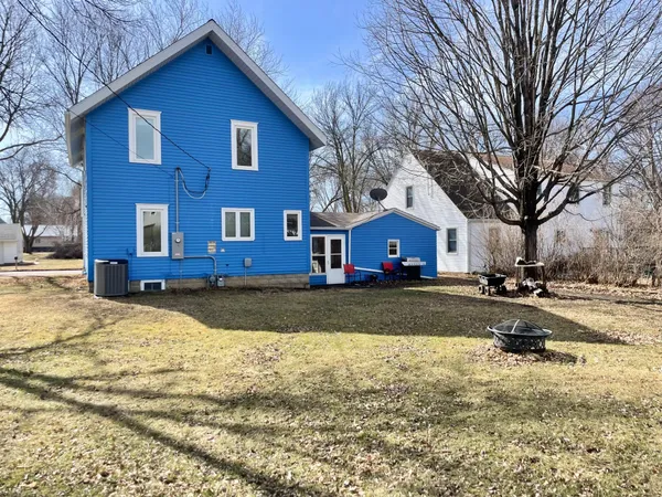 $89,500 | 404 6th Avenue West, Lamberton, MN 56152