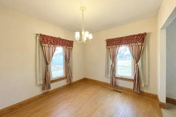 $89,500 | 404 6th Avenue West, Lamberton, MN 56152