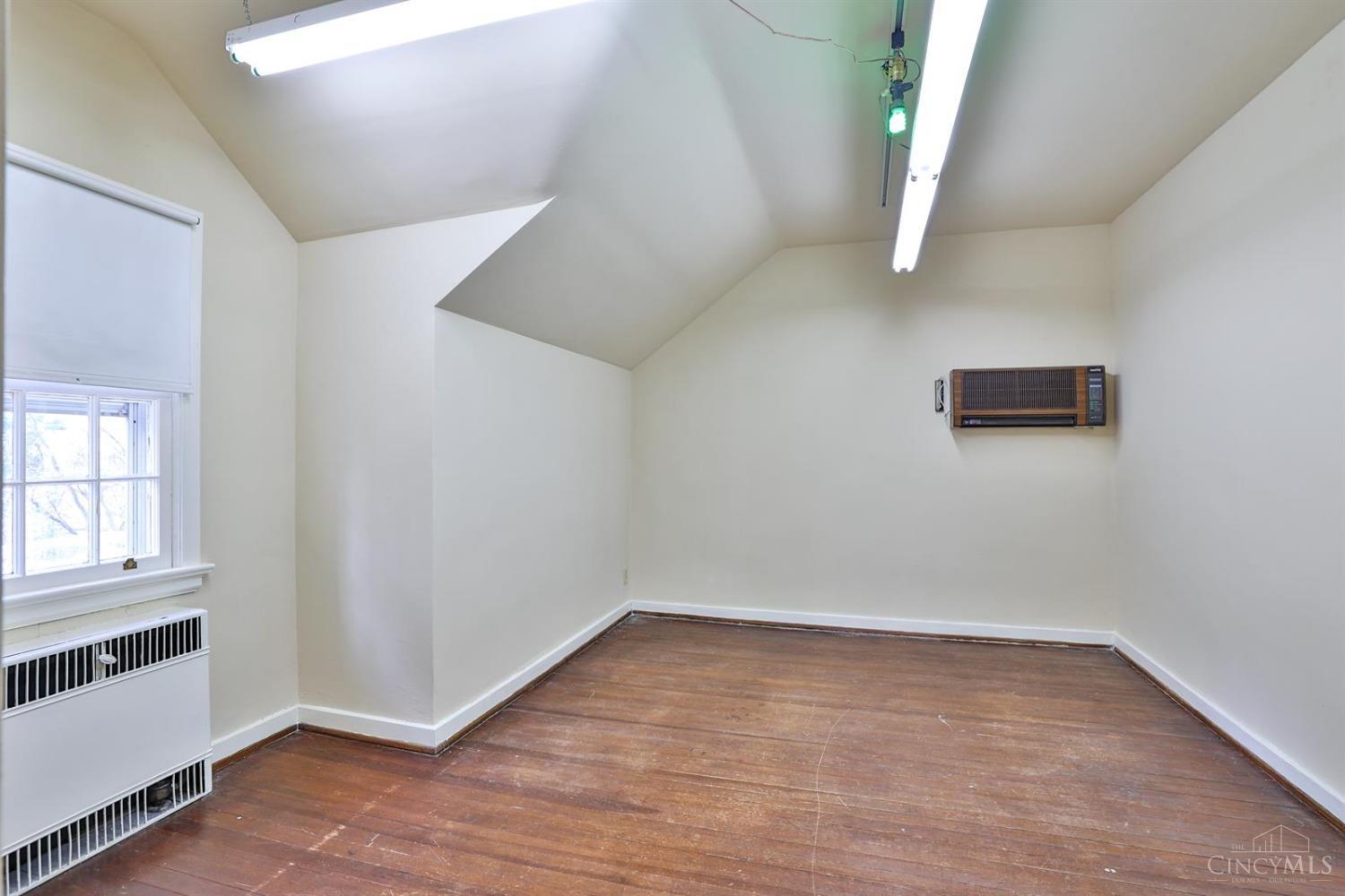 1231 Anderson Ferry Road Cincinnati, OH 45238 - Photo 49 of 98