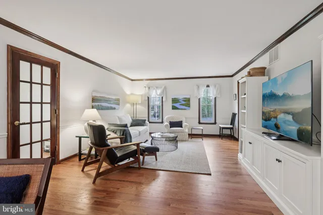 $855,000 | 105 Algonquin Trail, Medford Lakes, NJ 08055