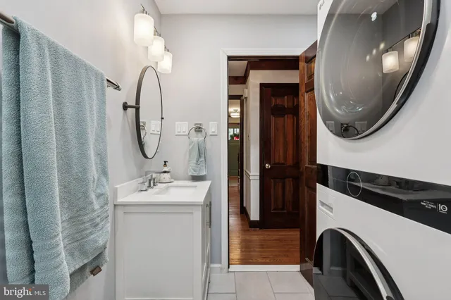 $855,000 | 105 Algonquin Trail, Medford Lakes, NJ 08055