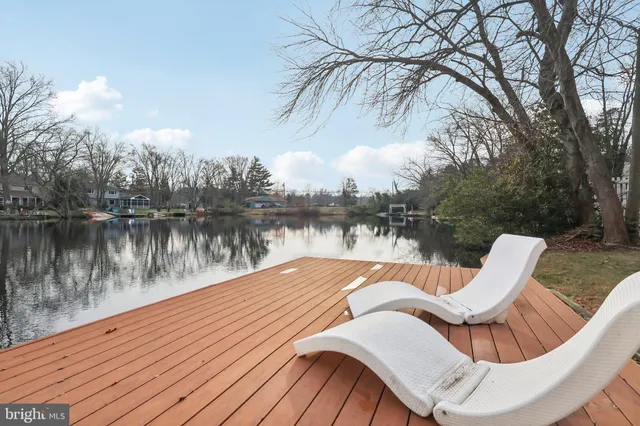 $855,000 | 105 Algonquin Trail, Medford Lakes, NJ 08055