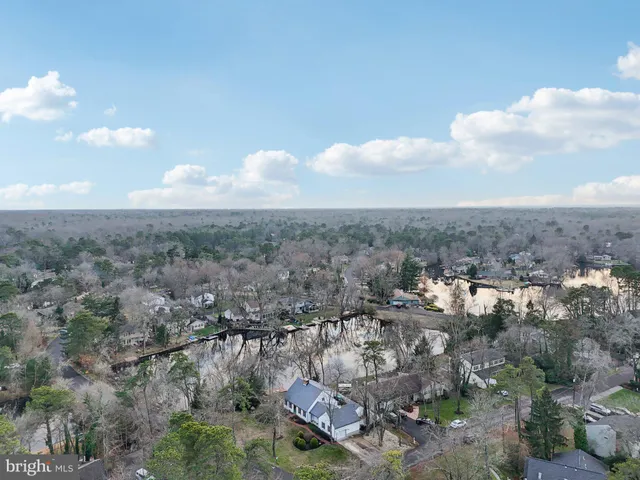 $855,000 | 105 Algonquin Trail, Medford Lakes, NJ 08055