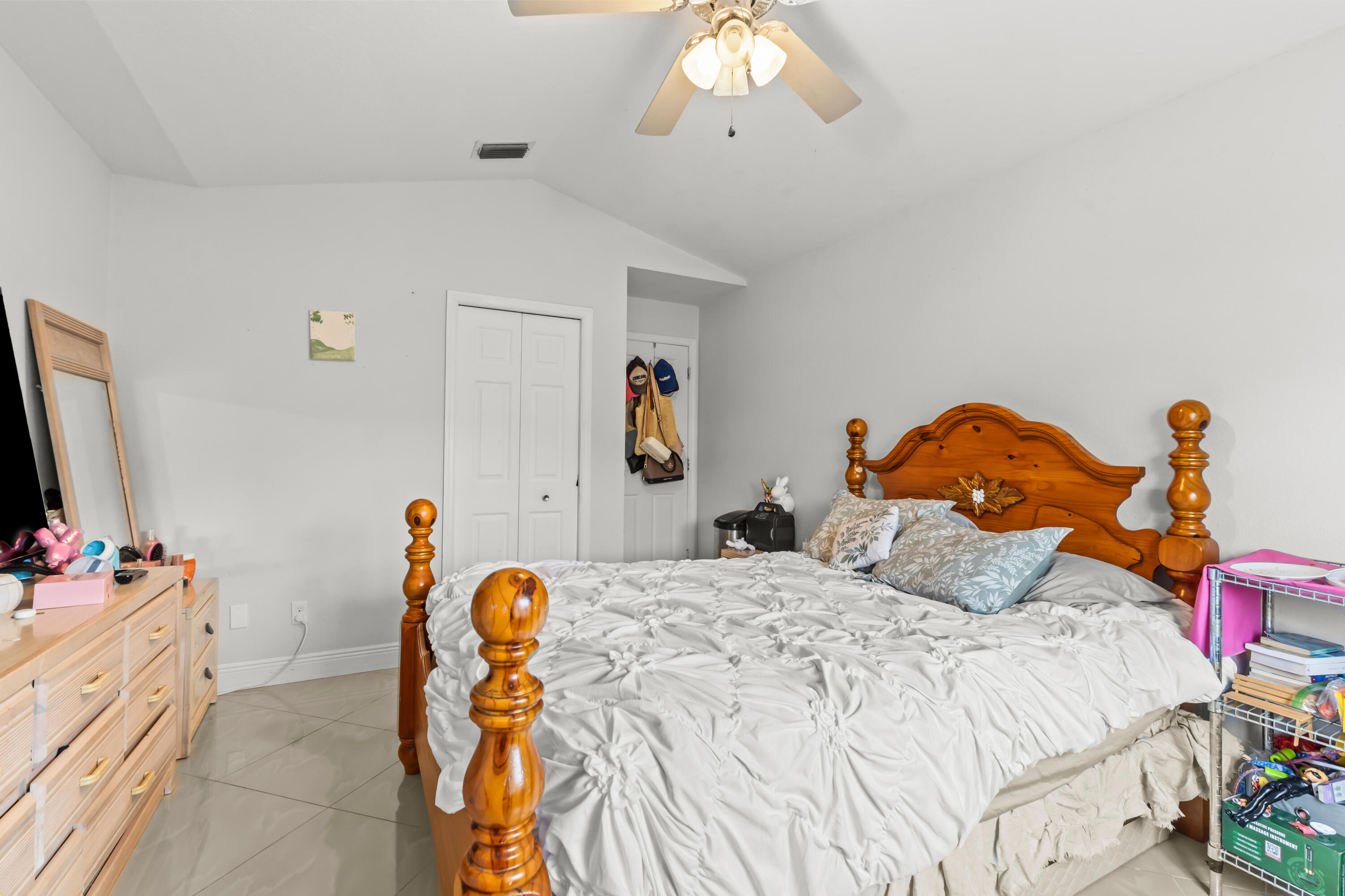 2962 Southeast Bella Road Port St. Lucie, FL 34984 - Photo 15 of 25 Guest Room 1