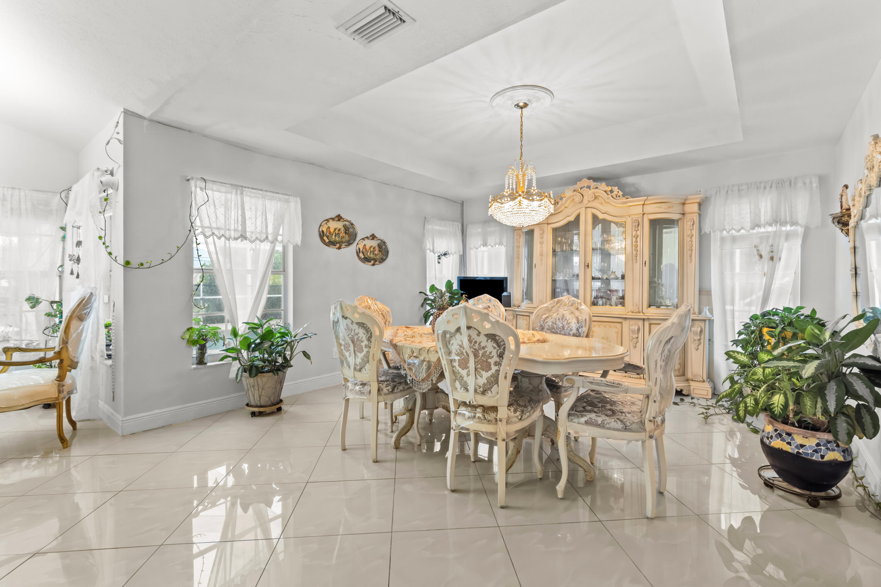 2962 Southeast Bella Road Port St. Lucie, FL 34984 - Photo 8 of 25 Formal Dining Room