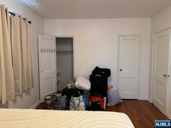 $1,900 | 140 West Englewood Avenue, Unit C4, Teaneck, NJ 07666