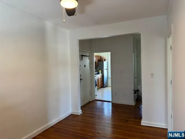 $1,900 | 140 West Englewood Avenue, Unit C4, Teaneck, NJ 07666