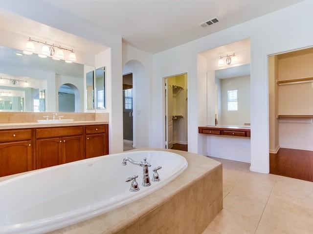 2350 Lapis Road Carlsbad, CA 92009 - Photo 15 of 25