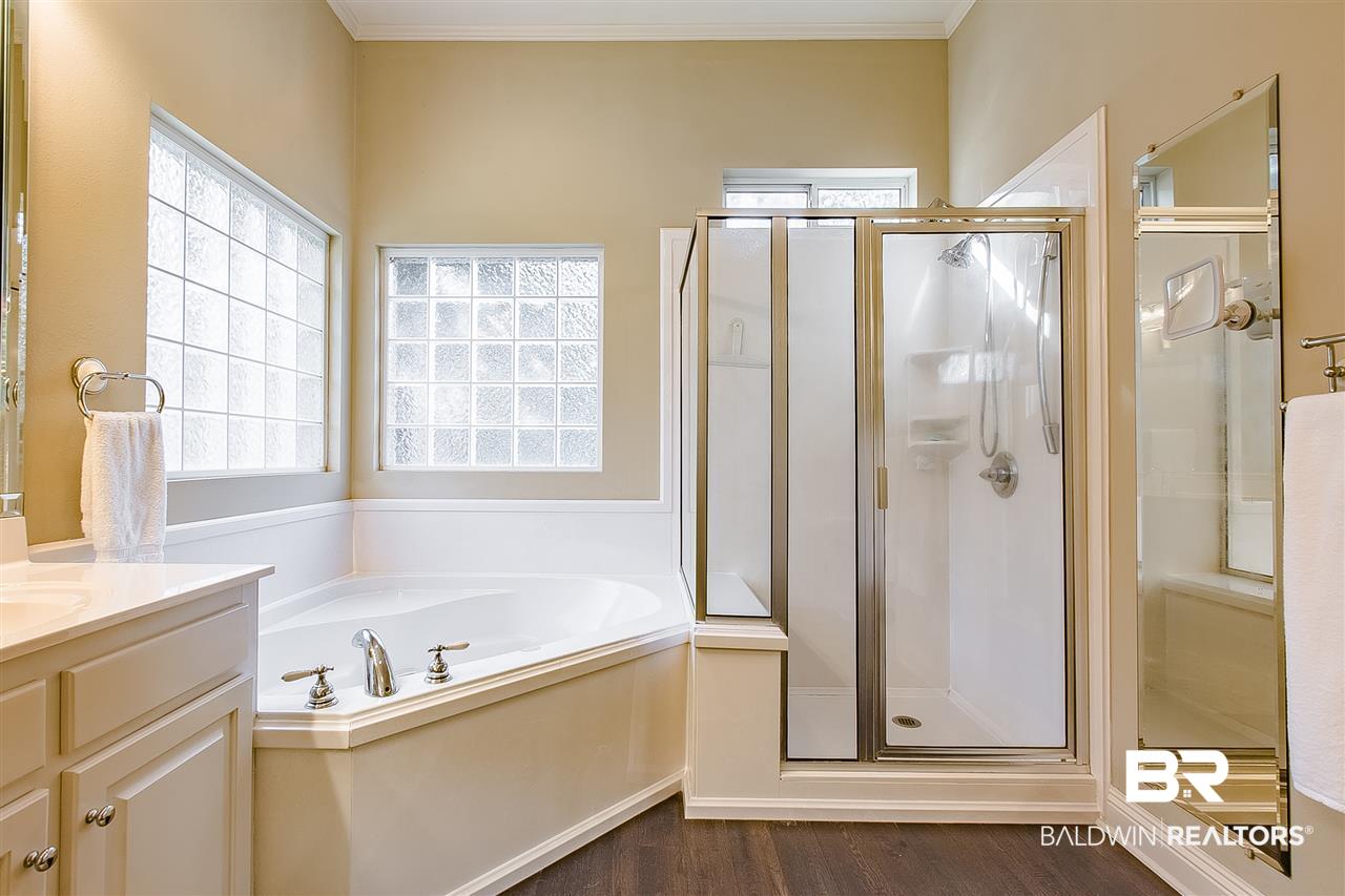 217 General Canby Loop Daphne, AL 36527 - Photo 23 of 45 Master Bath