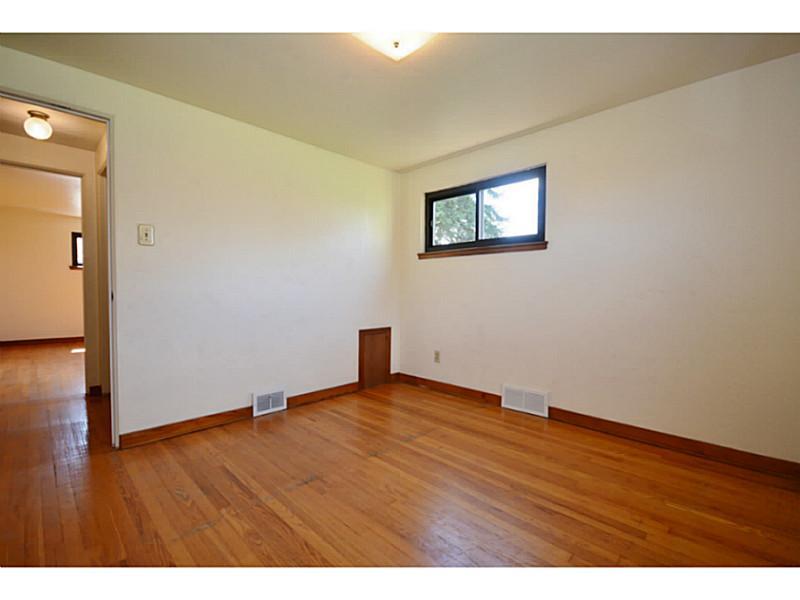 4200 Battle Ridge Road McDonald, PA 15057 - Photo 11 of 25 Bedroom.