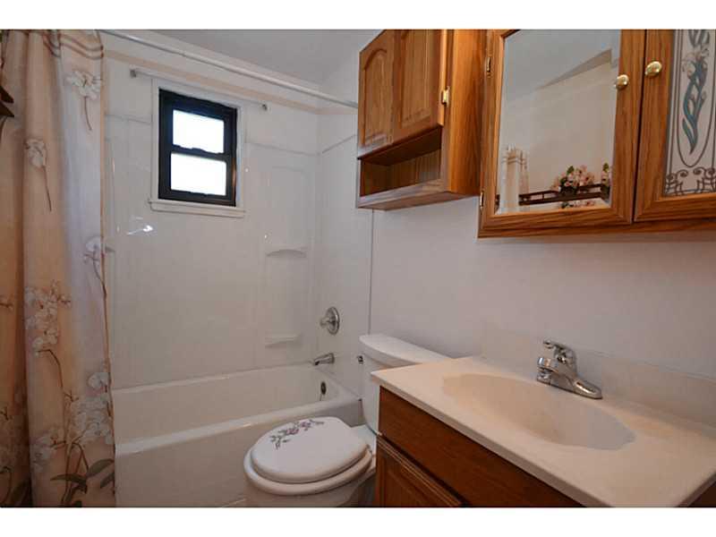 4200 Battle Ridge Road McDonald, PA 15057 - Photo 12 of 25 Full Bath.