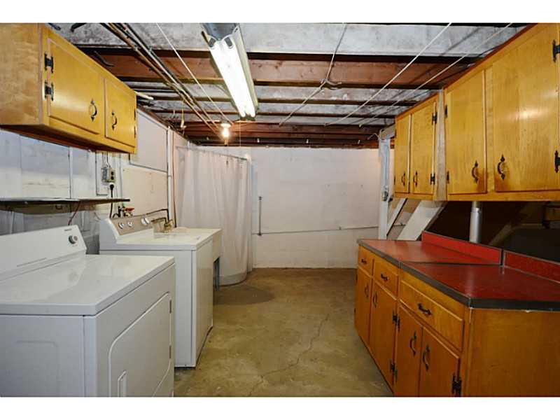 4200 Battle Ridge Road McDonald, PA 15057 - Photo 19 of 25 Other. laundry