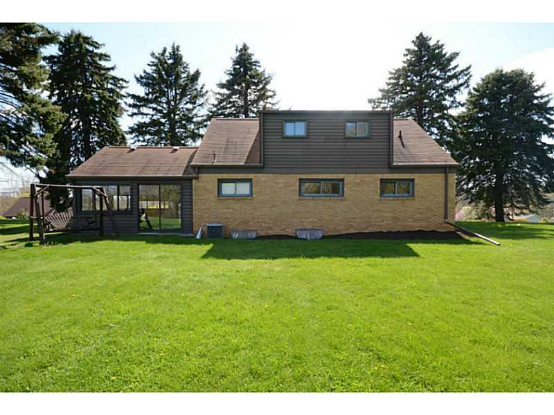 4200 Battle Ridge Road McDonald, PA 15057 - Photo 21 of 25 Exterior Back.