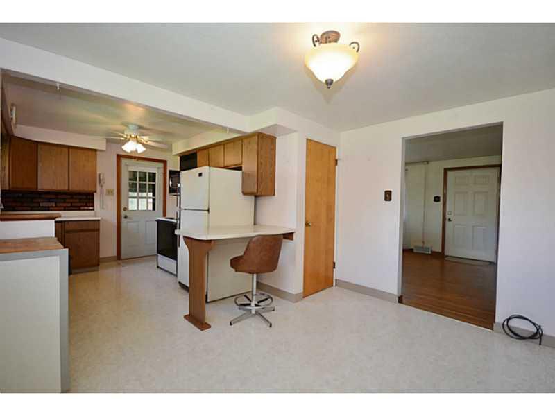 4200 Battle Ridge Road McDonald, PA 15057 - Photo 5 of 25 Dining Room. open to kitchen