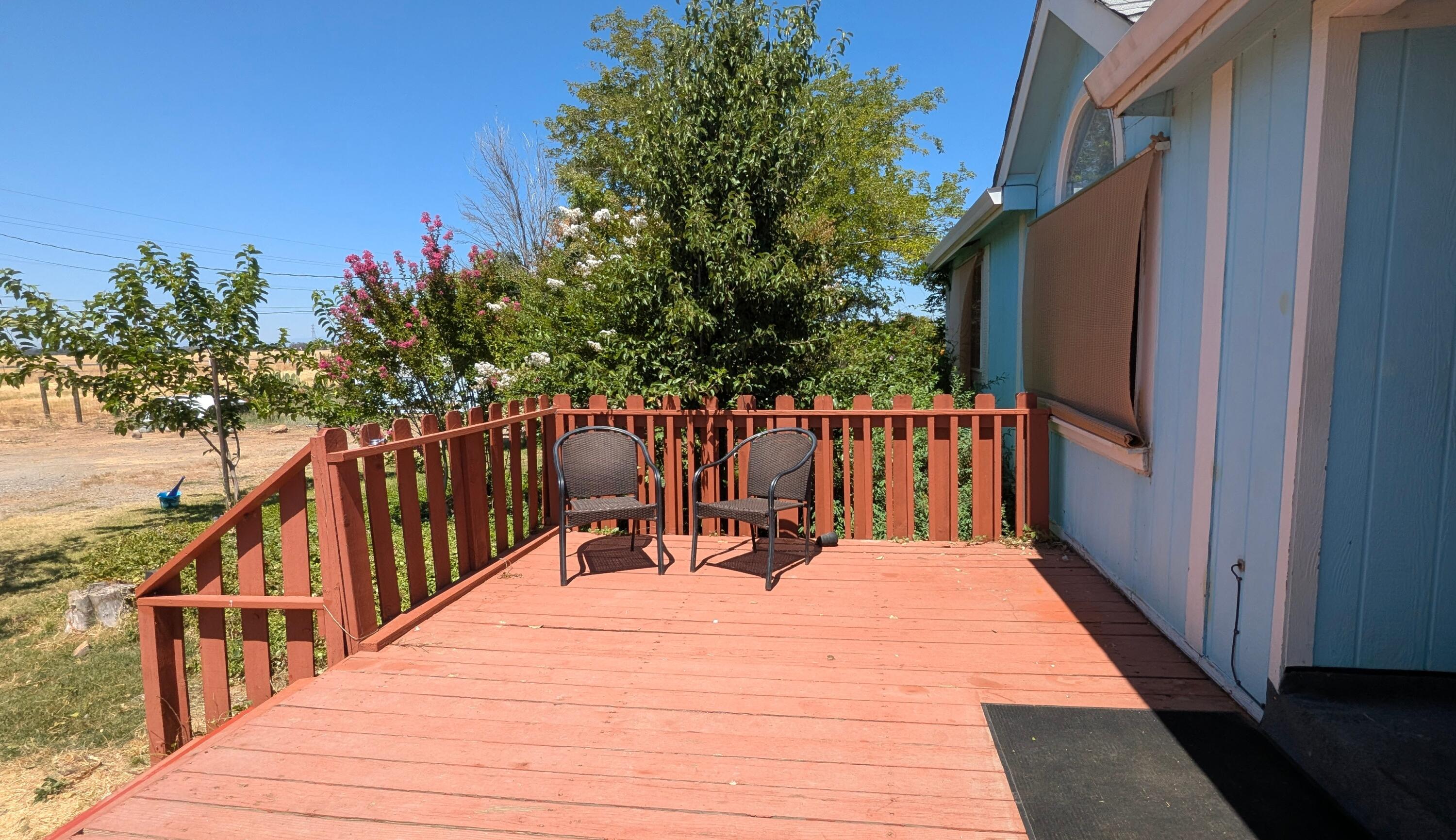11140 Rawson Road Red Bluff, CA 96080 - Photo 3 of 49 Deck