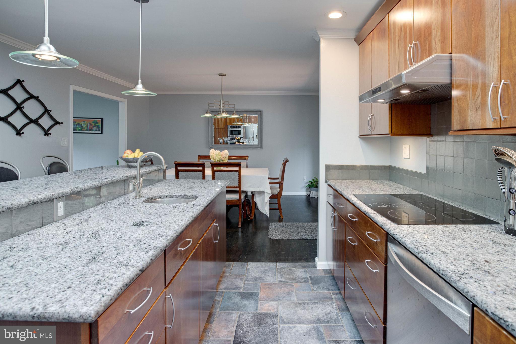 5018 Powell Road Fairfax, VA 22032 - Photo 12 of 47 Gallery Image 12