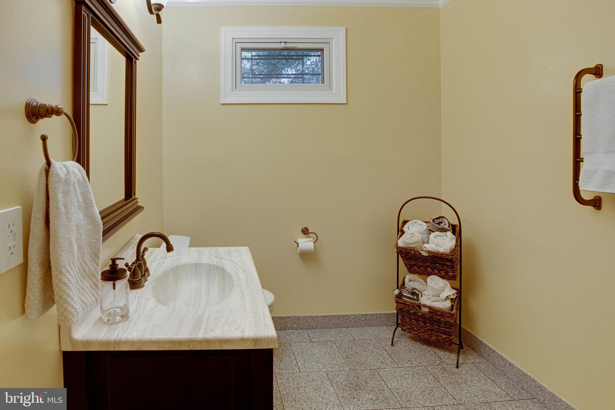 5018 Powell Road Fairfax, VA 22032 - Photo 38 of 47 Gallery Image 38