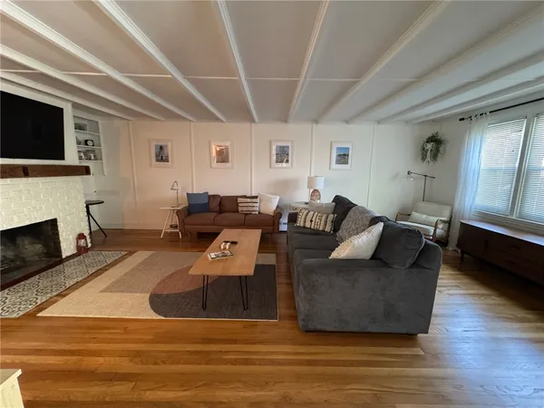 $3,450 | 41 Dudley Avenue, Newport, RI 02840