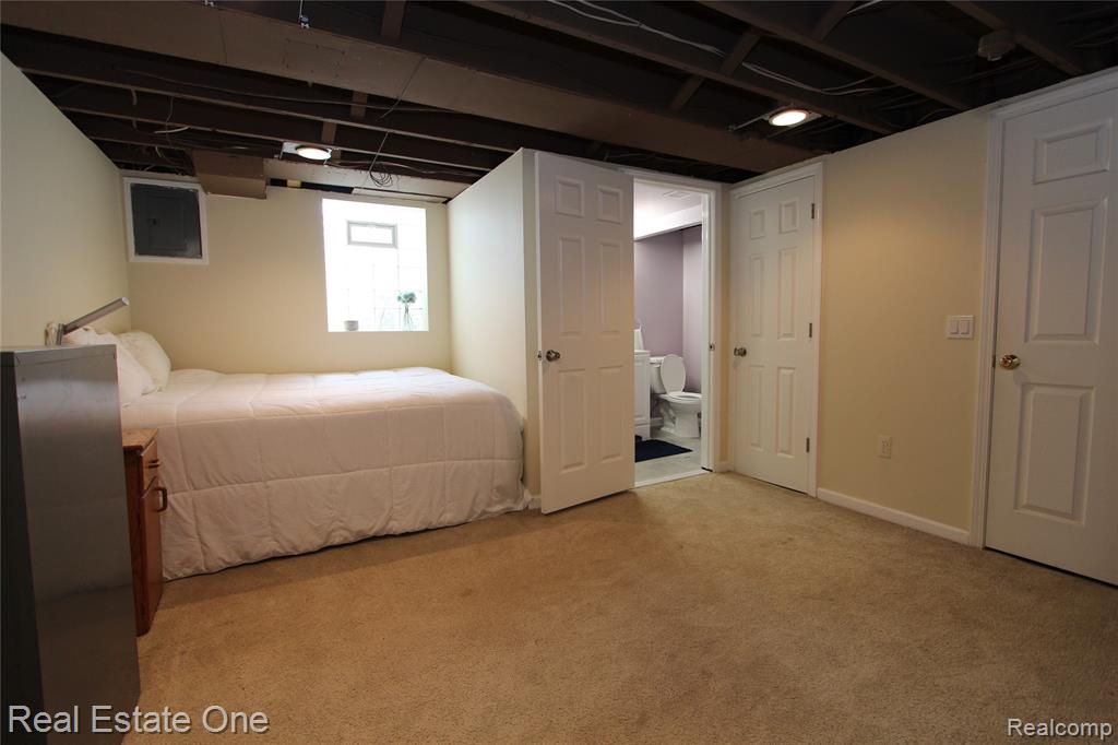 1670 Graefield Road Birmingham, MI 48009 - Photo 18 of 22