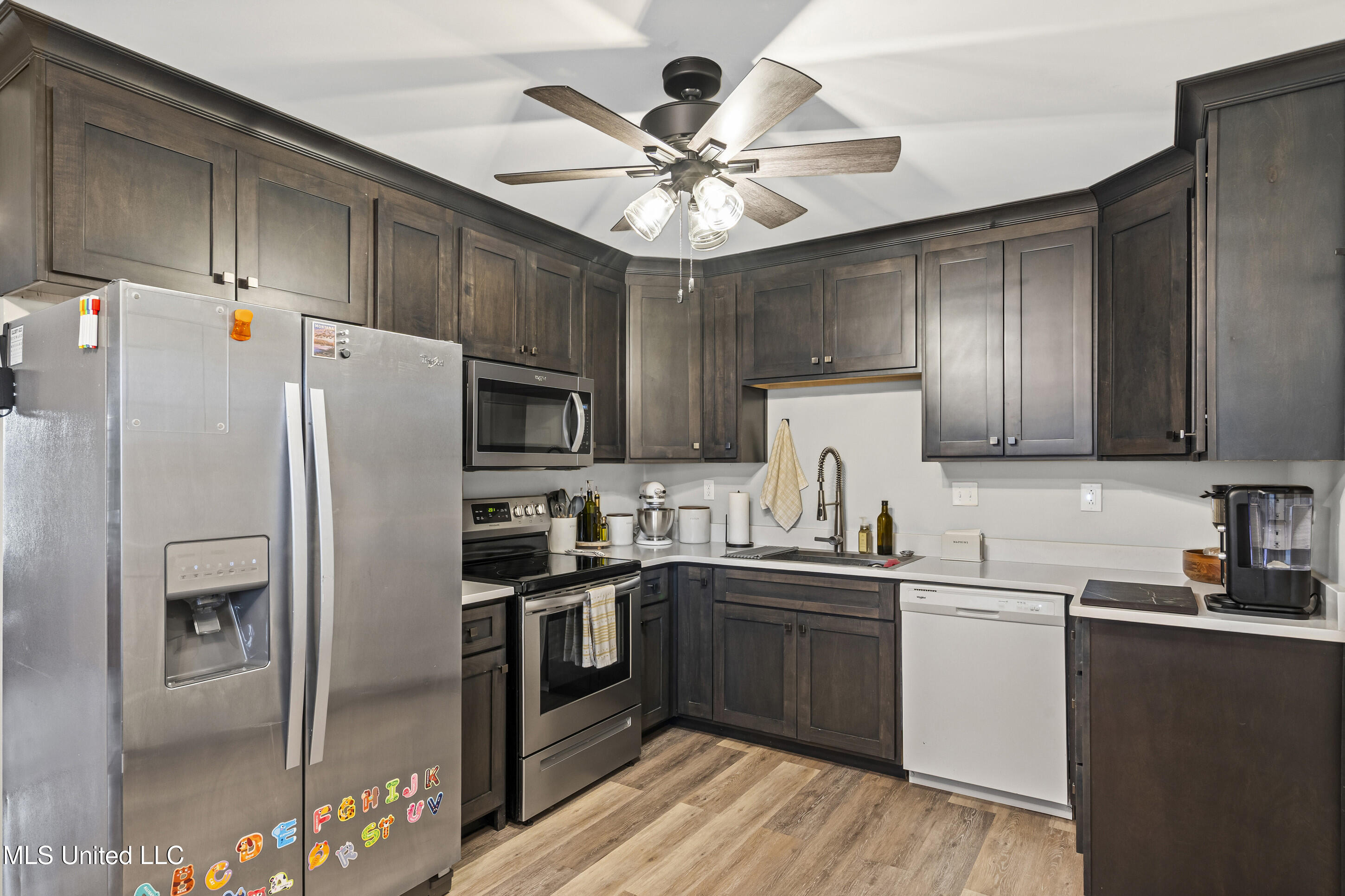 10153 Stephenson Lane Olive Branch, MS 38654 - Photo 7 of 23 7__dsc8208_print