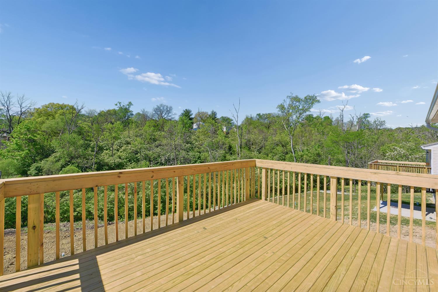 1115 Compton Road Cincinnati, OH 45231 - Photo 41 of 47