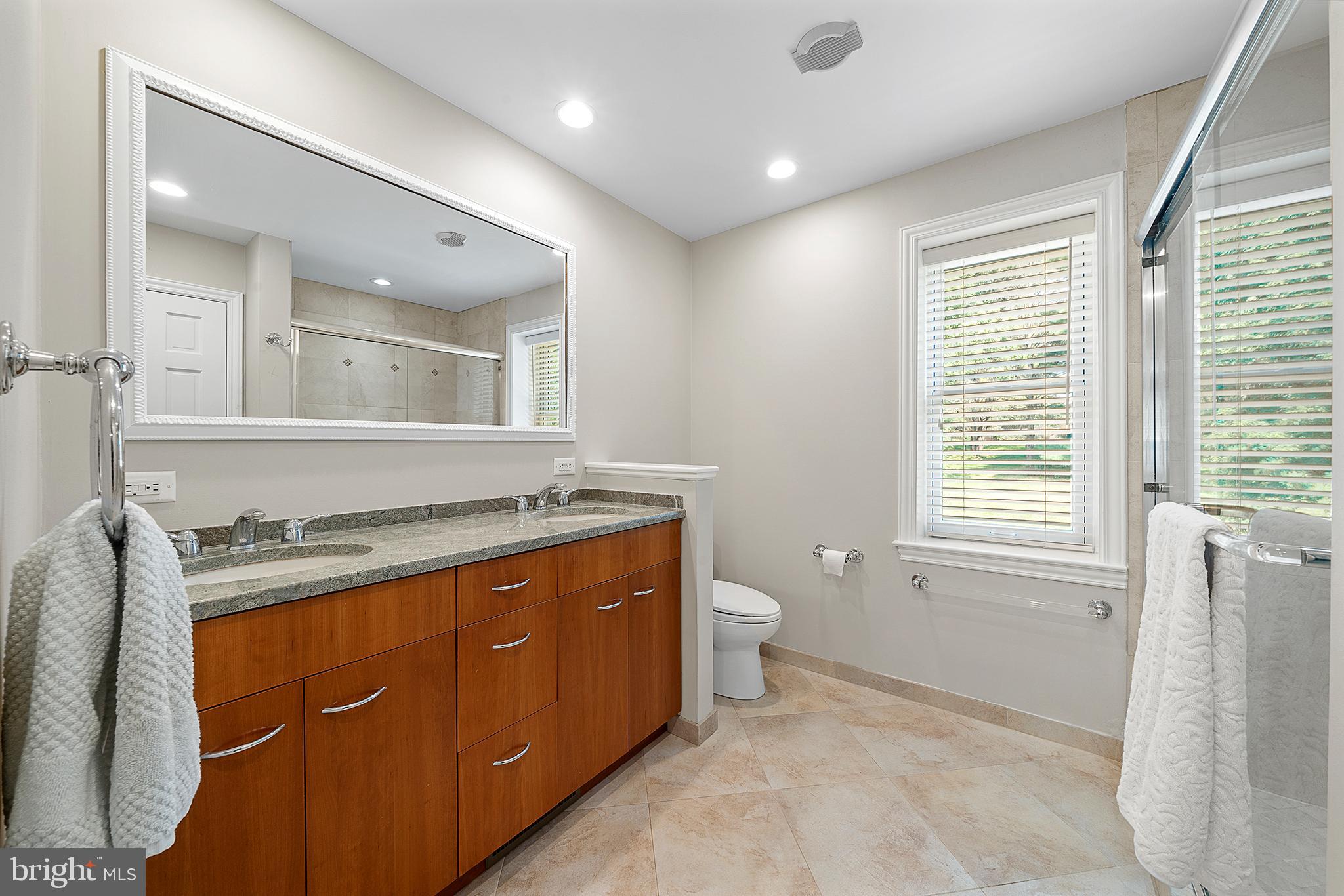 14 Wistar Road Villanova, PA 19085 - Photo 25 of 41 Master en Suite Bathroom
