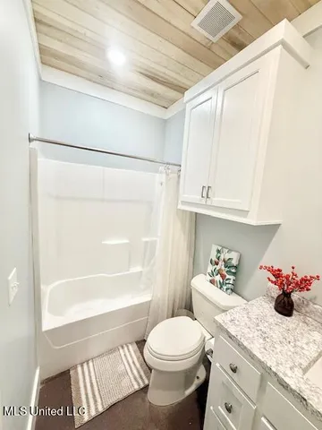 $215,000 | 308 Southeast Rogers Lane, Brookhaven, MS 39601