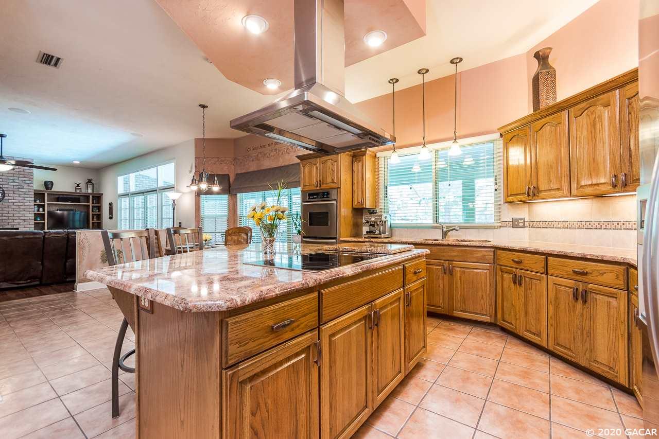 1011 Southwest 112 Street Gainesville, FL 32607 - Photo 11 of 30 Gallery Image 11