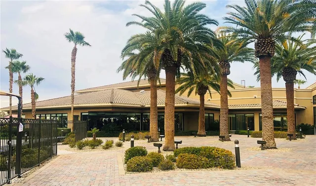 $2,995 | 117 Tall Ruff Drive, Las Vegas, NV 89148