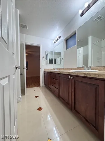 $2,995 | 117 Tall Ruff Drive, Las Vegas, NV 89148