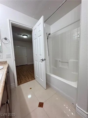 $2,995 | 117 Tall Ruff Drive, Las Vegas, NV 89148