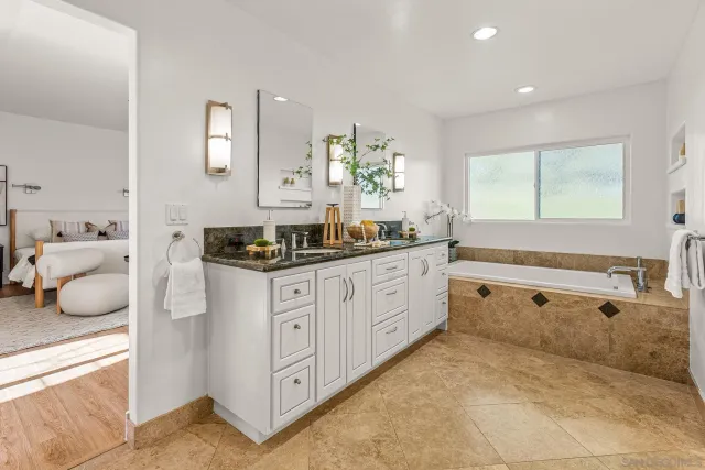 $2,799,000 | 15951 Avenida Calma, Rancho Santa Fe, CA 92091
