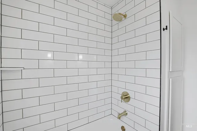 $379,900 | 1515 16th Avenue, Lewiston, ID 83501