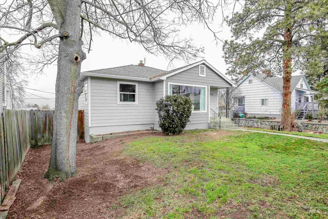 $379,900 | 1515 16th Avenue, Lewiston, ID 83501