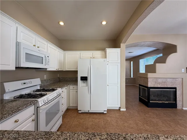 $2,046 | 340 Sweet Pea Arbor Street, Las Vegas, NV 89144