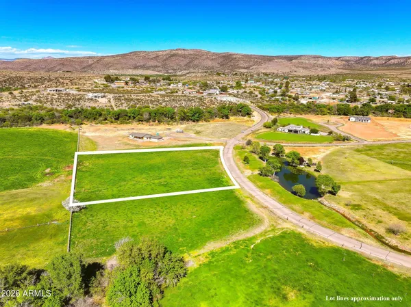 $340,000 | 220 South Bonito Ranch Loop, Unit 9, Cornville, AZ 86325