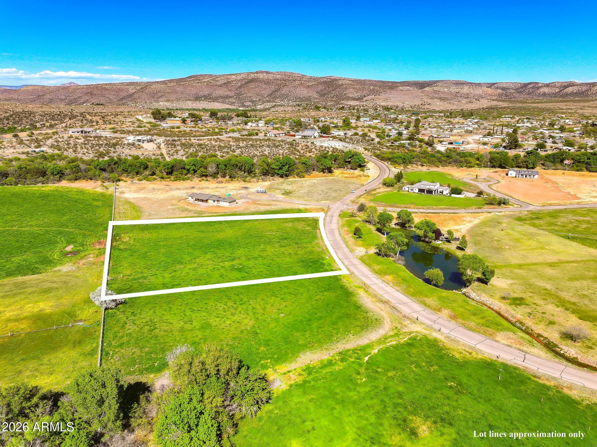 220 South Bonito Ranch Loop, Unit 9 Cornville, AZ 86325 - Photo 5 of 10 a view of an ocean